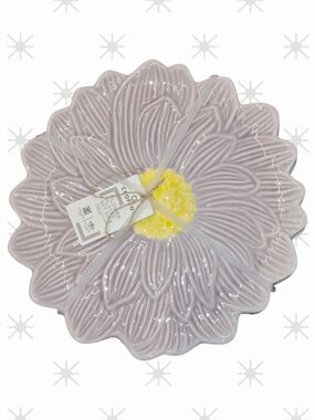 New Crofton Large purple flower plates set of 2. 12 inches